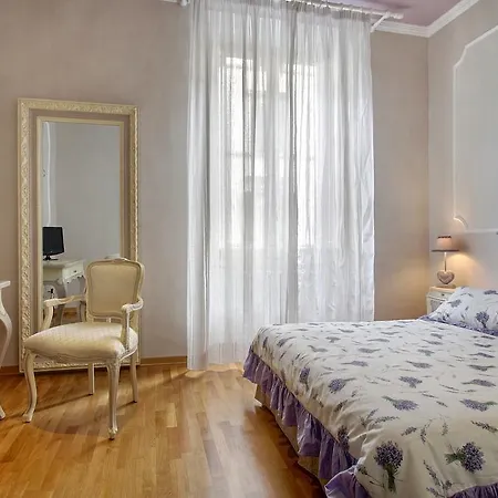 Montanelli Apartment *