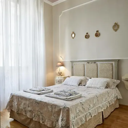 Montanelli Apartment *