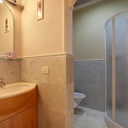 Montanelli 아파트 *